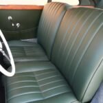 Sedili anteriori con rivestimenti verdi della Porsche 356 Split Coupé 1950