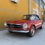 Mercedes-Benz 230 SL Pagoda W113 del 1964 in vendita presso SC Classic — vista di tre quarti