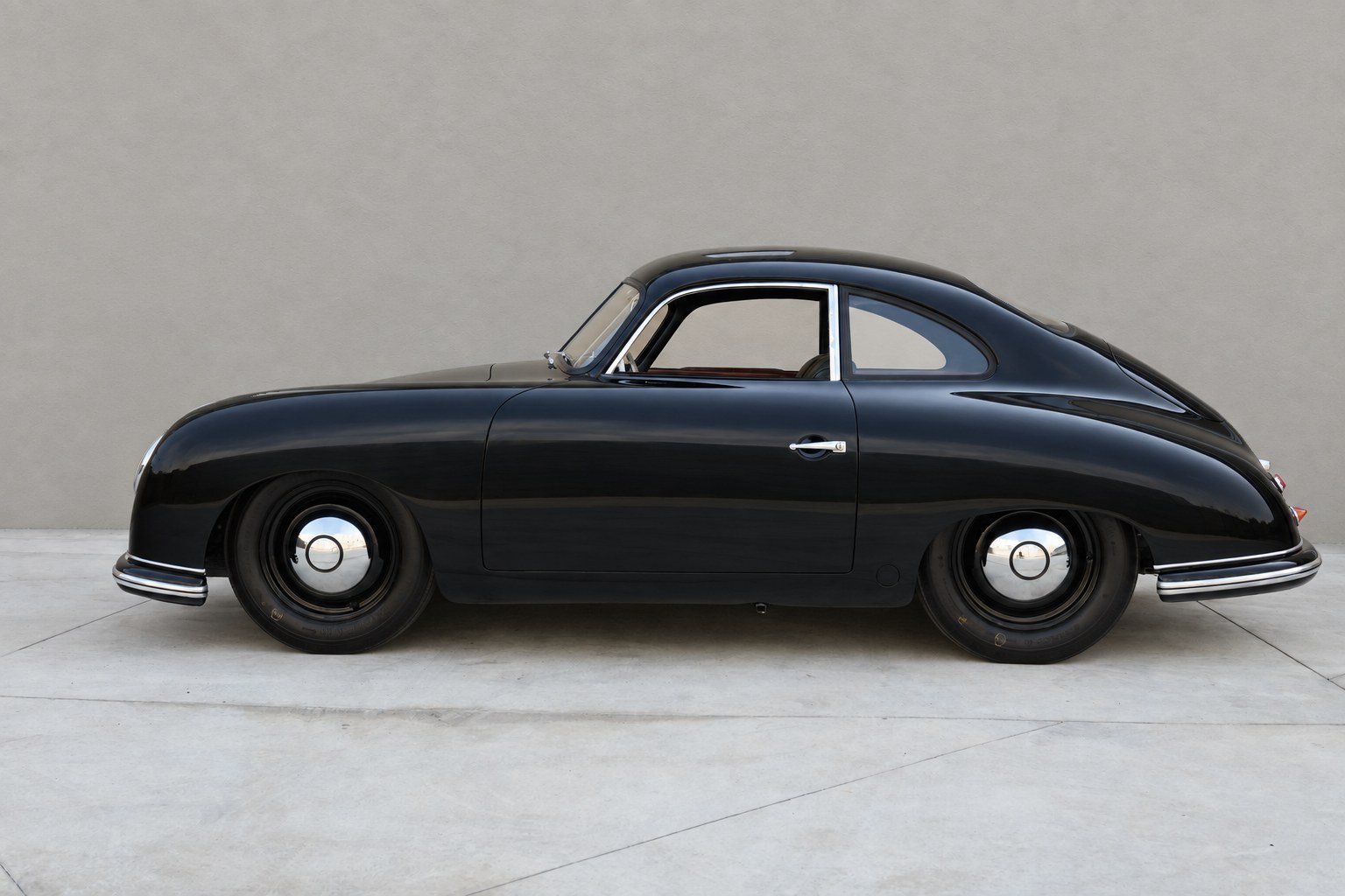 Fiancata sinistra della Porsche 356 Split Coupé del 1950