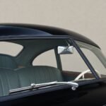 Dettaglio del parabrezza diviso della Porsche 356 Split Coupé del 1950