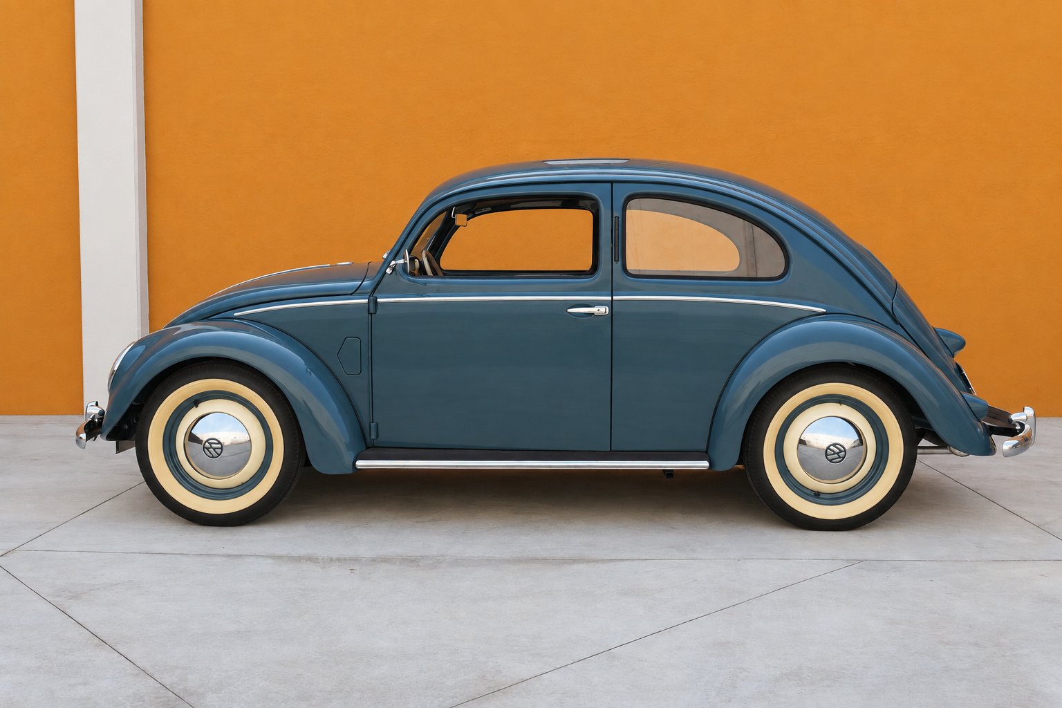 Volkswagen Maggiolino Split Window del 1952 — fiancata sinistra