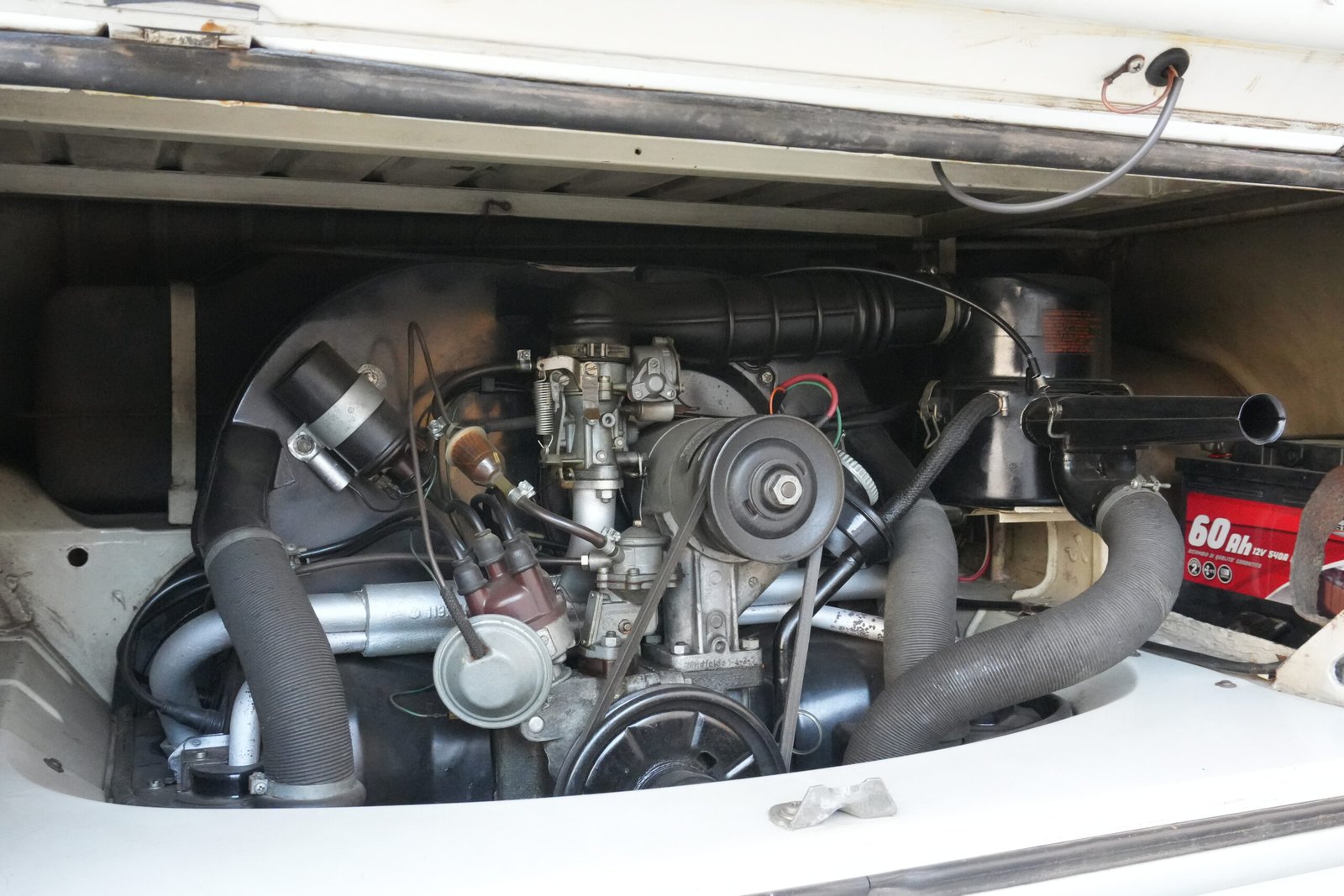 Vano motore del Volkswagen T2a Minibus del 1967
